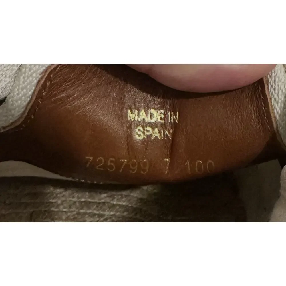 AUTHENTIC GUCCI MONOGRAM ESPADRILLES 725799 GG 7 (fits USA 8)